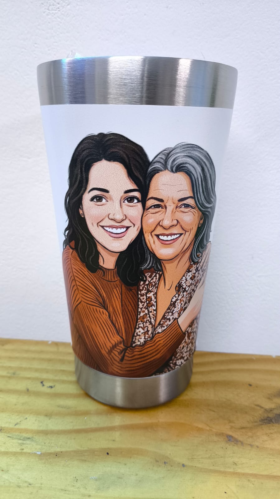 kit 20 Copos Térmico com Caricatura Personalizada – Presente Criativo + Envio Rápido (473ml) - Imagem 3