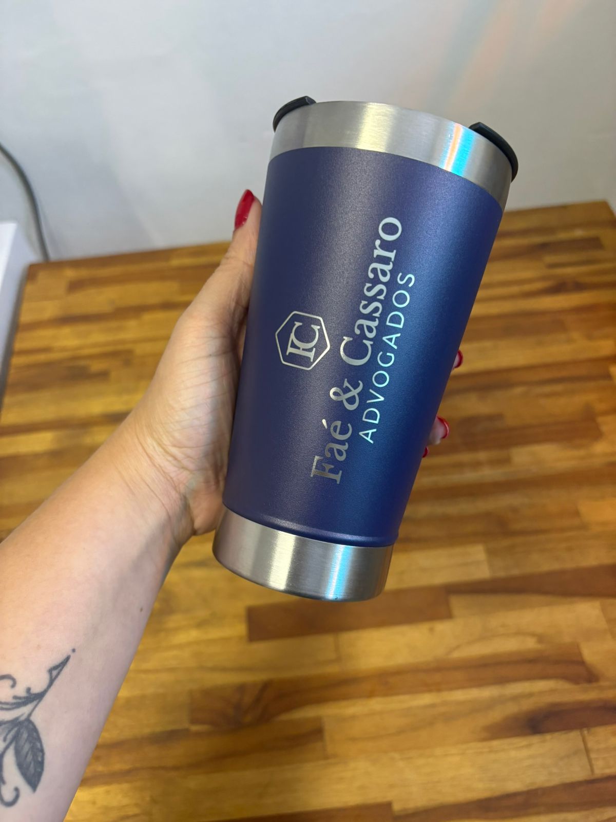 Copo termico 30 un personalizado Logo de empresa - Imagem 2