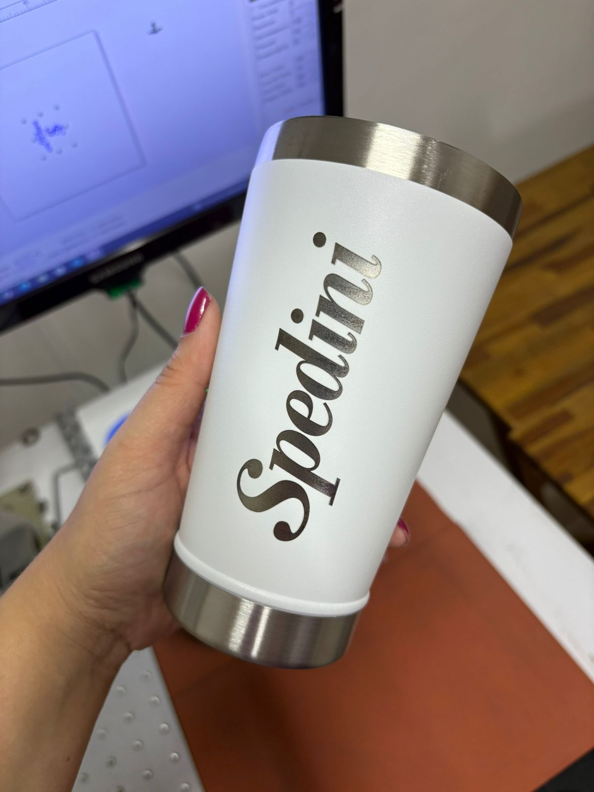 Copo termico 30 un personalizado Logo de empresa - Imagem 3
