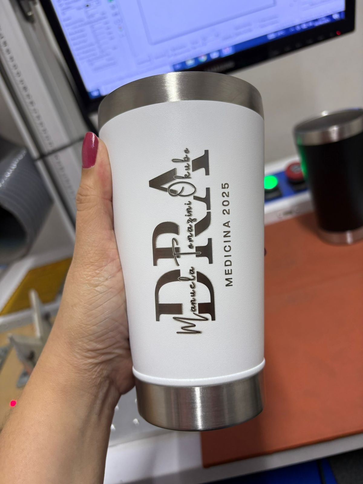 Copo termico 100 un personalizado Festas e eventos - Imagem 8